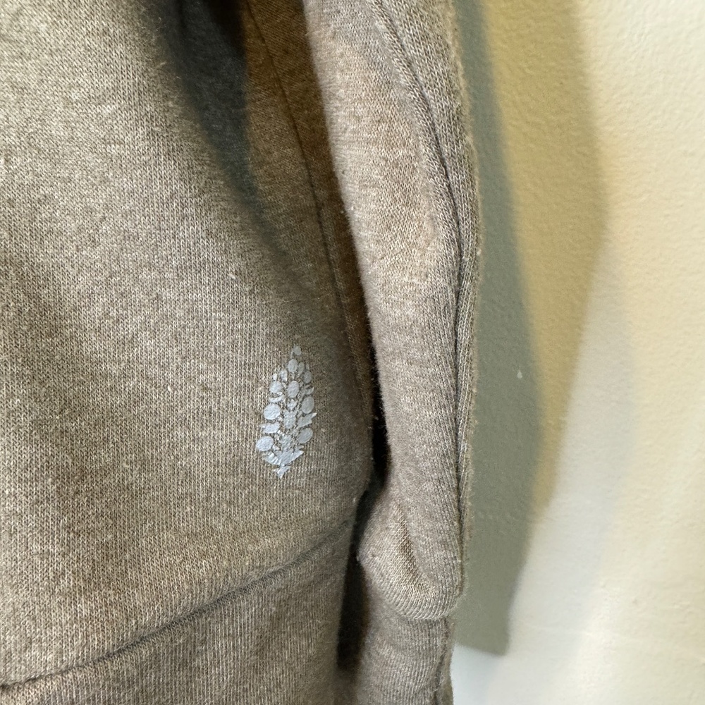 FP Movement | NWOT Army Green Work It Out Soft Oversized VSCO Hoodie Sweatshirt - Picture 11 of 16